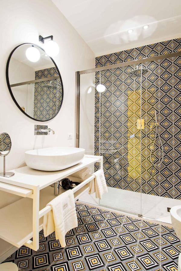 Toraldo Suites - Dimore Partenopee Napoli Eksteriør billede